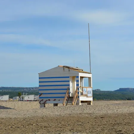 10 Places 4 Confort & Vue Sur * Gruissan