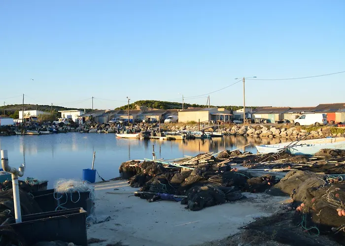 10 Places 4 Confort & Vue Sur * Gruissan